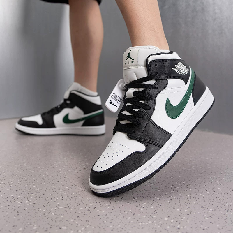 รองเท้าบาสเก็ตบอล Nike สำหรับผ - Men'S Shoes Nike Jordan บทวิจารณ์และราคา