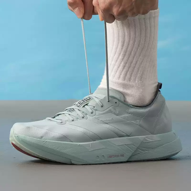 รองเท้ากีฬาสำหรับผู้ชาย Adidas - Men'S Shoes Half Cut บทวิจารณ์และราคา